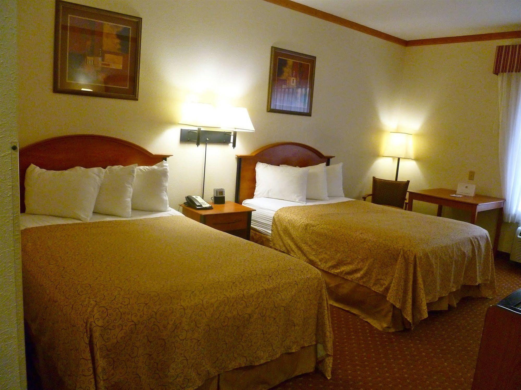 Baymont By Wyndham Hinesville Fort Stewart Area Kültér fotó